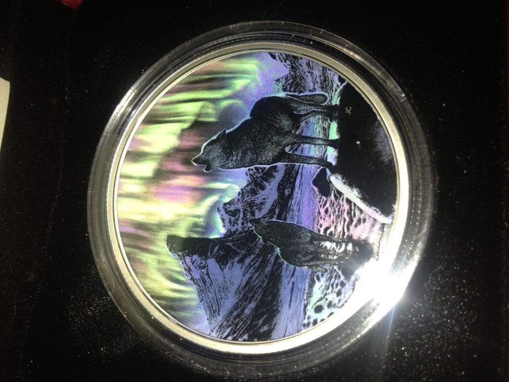 Northern-Lights-In-The-Mountain-Gitd-2-Oz-Wolf-Coin-Sold-Out